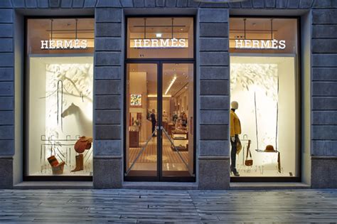 hermes montenapoleone|hermes in milan italy.